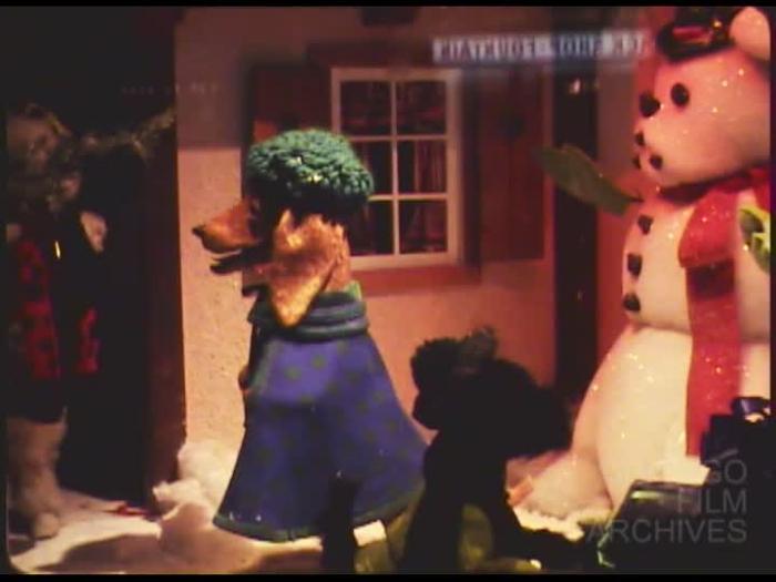 Animated Dogs in Christmas Window