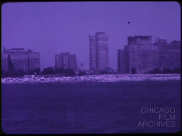 1938: Chicago Sailing