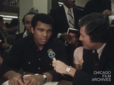 Muhammad Ali Signs Books 11/17/9/75 c