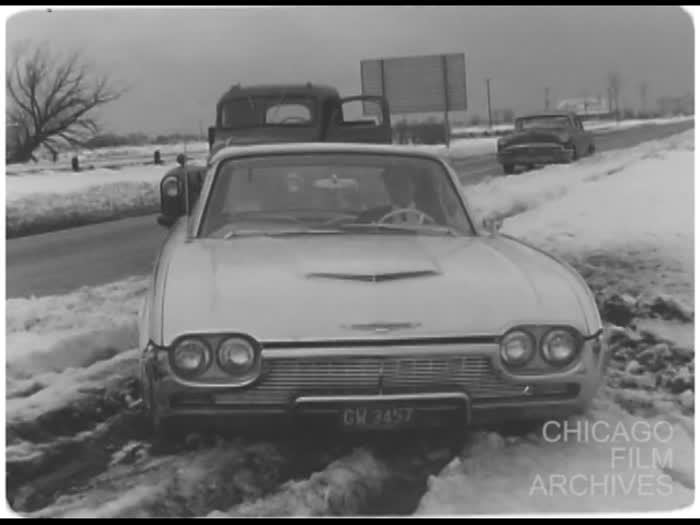 1961-04-17: Chicago, M. Indiana Snow Scene Stalled Cars, Buses, etc.  