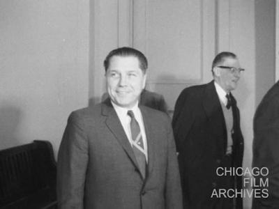 Hoffa appears in Chicago federal district court for removal proceedings to Florida on teamster fund mis-use charges in Fla. land deal SOF & Sil. neg. Trims 12-9-60