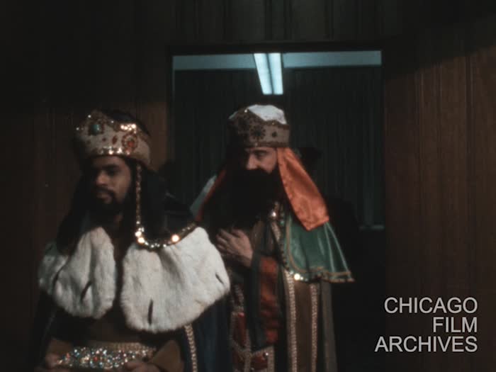 Mary and Joe Chicago Style [unedited Three Kings footage]