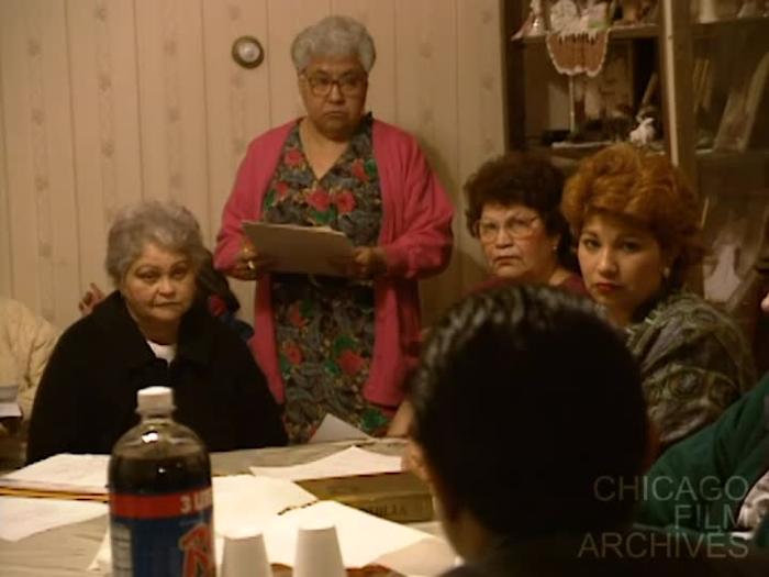 Medrano Meets with Mexican Women in Pilsen