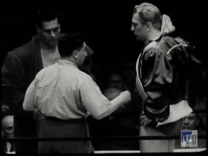 [Wrestling TV show]: Cyclone Anaya vs Buddy Rogers